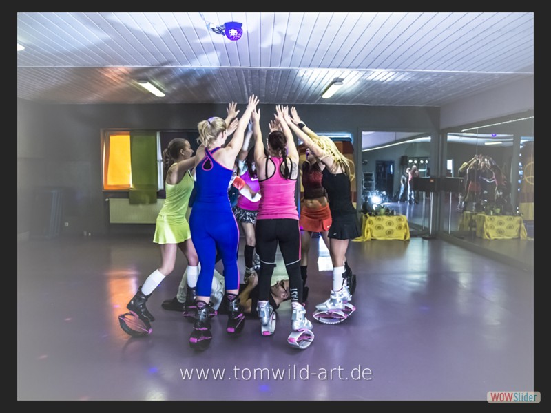 jump around-4